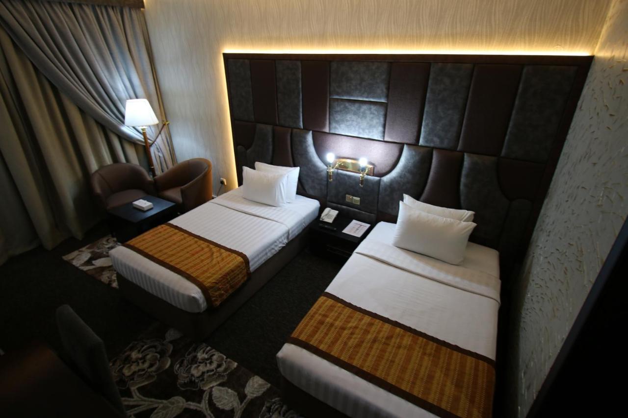 Mayfair Hotel 3*